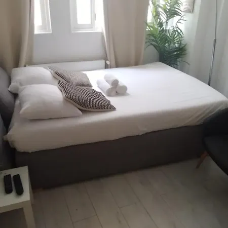Le Petit Rousseau - Cosy & Calme - Rivoli Apartment *