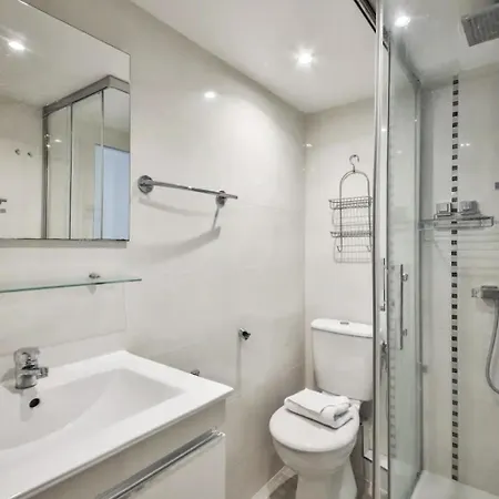 Le Petit Rousseau - Cosy & Calme - Rivoli Apartment